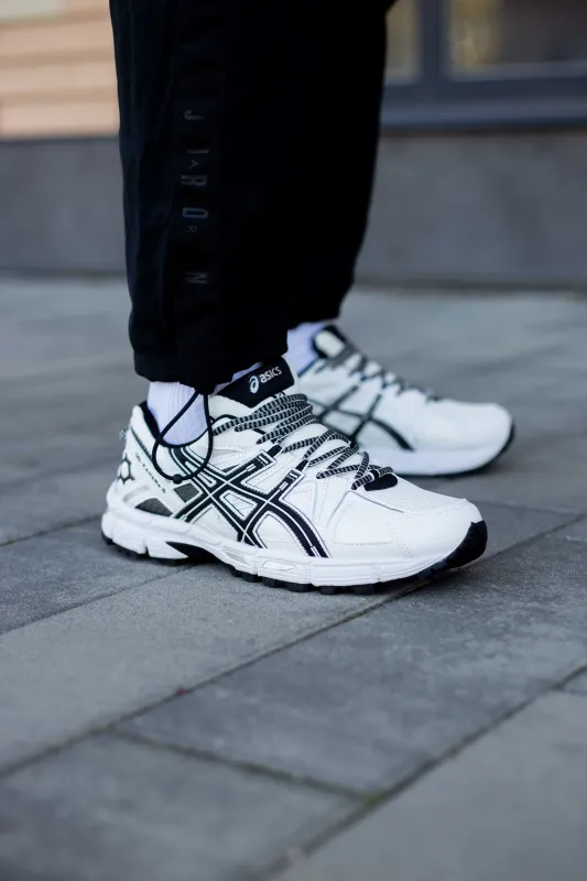 Asics GEL-Kahana 8 White/Black