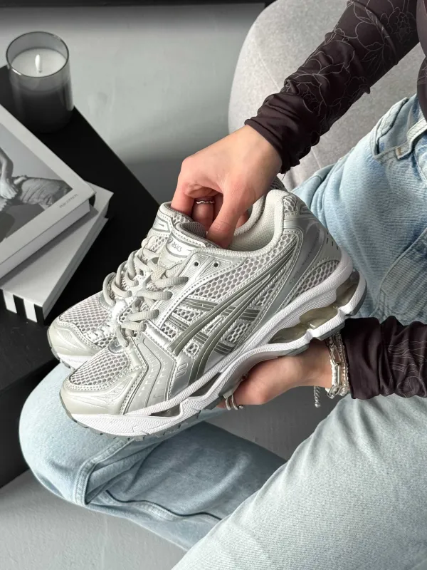 Asics GEL-Kayano 14 “Cloud Grey”