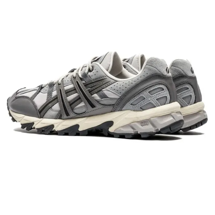 Asics GEL-Sonoma v4