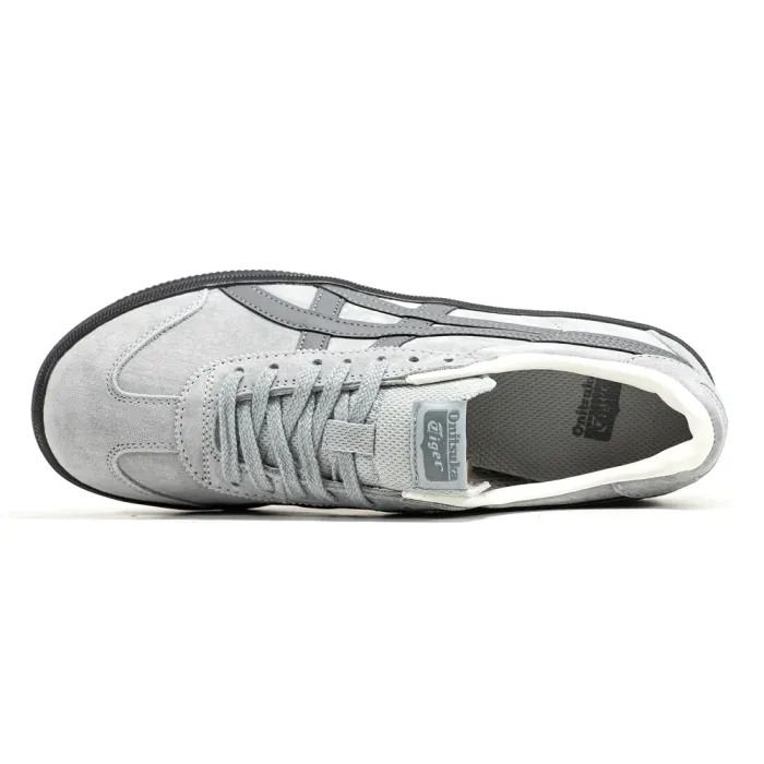 Asics Onitsuka Tiger . 2323
