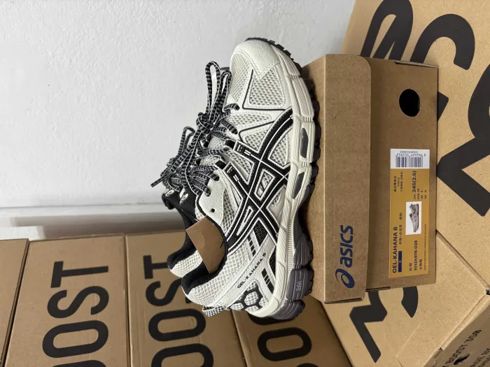 Asics Gel-Kahana Gel-Kayano 14 8 Beige Black