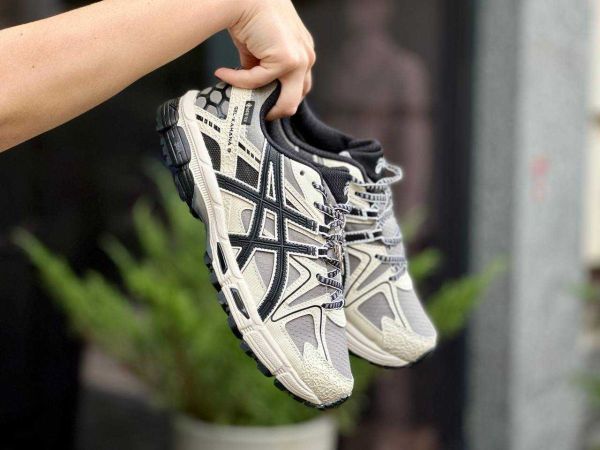 Asics GEL-Kahana 8 Gore-Tex Beige White Black