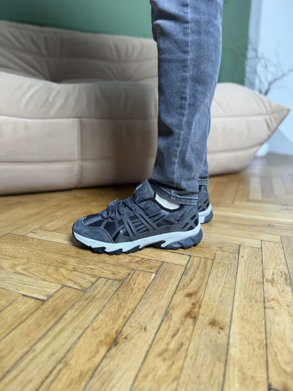 Asics GEL-Sonoma Gore-Tex Dark Grey Fleece