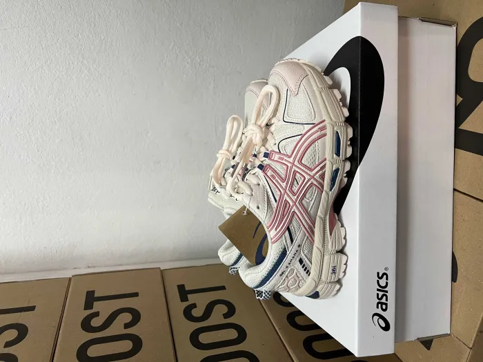 Asics Gel-Kahana Gel-Kayano 14 8 White / Pink Premium