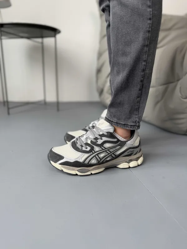 Asics GEL-NYC Beige Brown Ii
