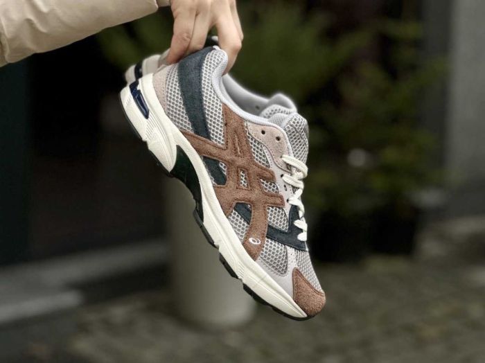 Asics GEL-1130 X Hal Studio
