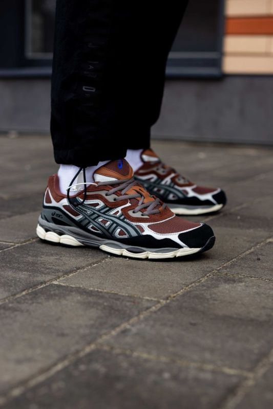 Asics GEL-NYC Reddish Brown/Black